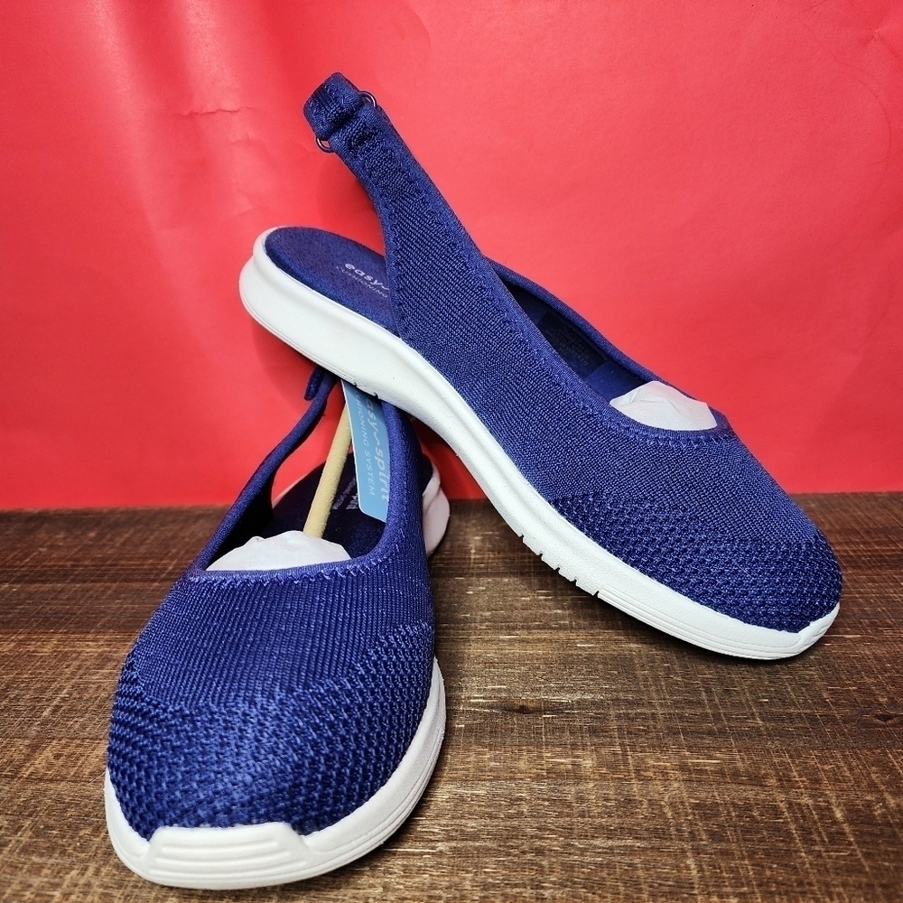 Easy Spirit Walking Shoes / 7.5 / Memory Foam